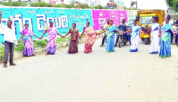 మణిపూర్‌లో దాడులకు  ప్రభుత్వాల పేక్షకపాత్రే కారణం : సిఐటియు