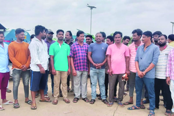 దశలవారీ ఆందోళన బాటలో క్లాప్‌ డ్రైవర్స్‌