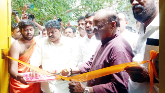 మానవత్వం లేని మనిషి జగన్‌ : 'యనమల'