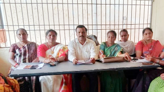 మాట్లాడుతున్న రామాంజులు