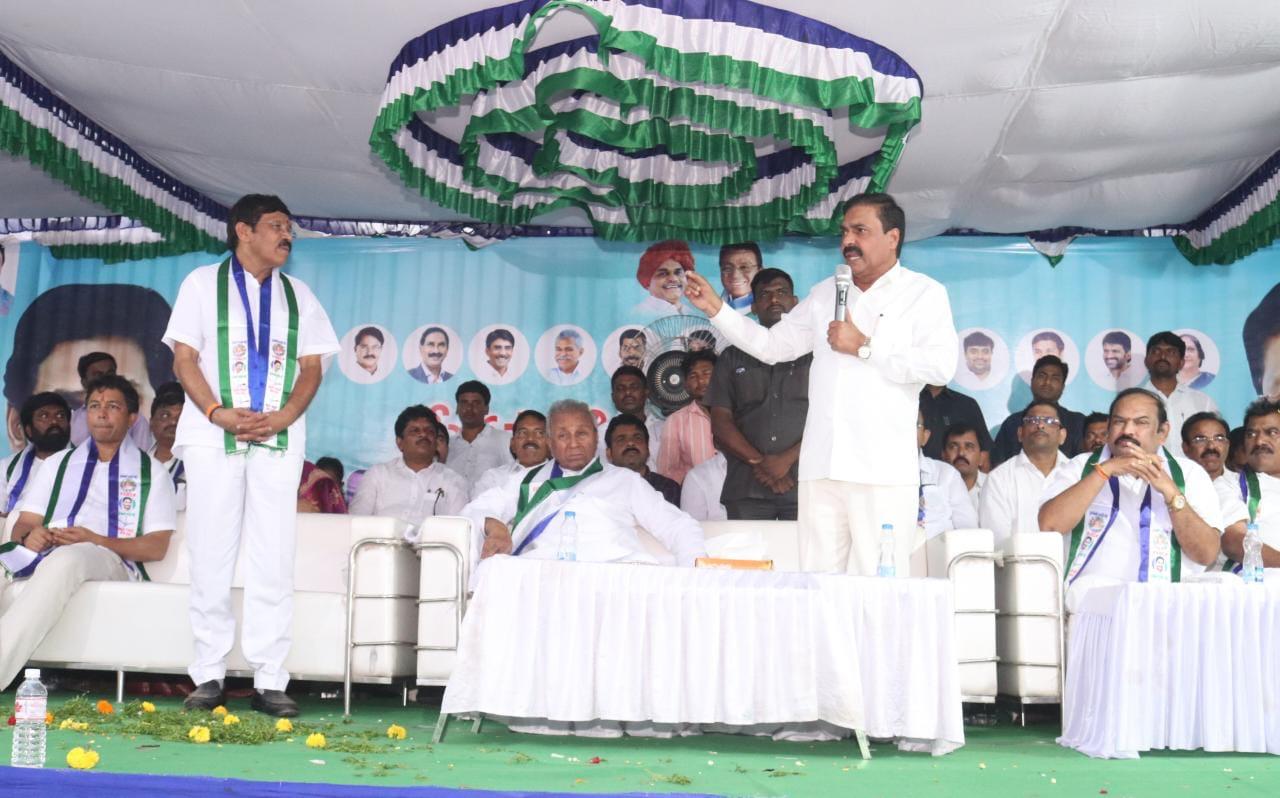 పది స్థానాల్లో వైసిపి గెలుపు ఖాయం