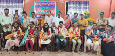 విద్యార్థులకు సన్మానం