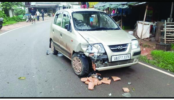 కారు, బైక్‌  ఢ