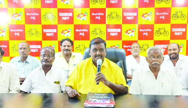 ఉపాధ్యాయులపై కక్ష సాధింపు అన్యాయం