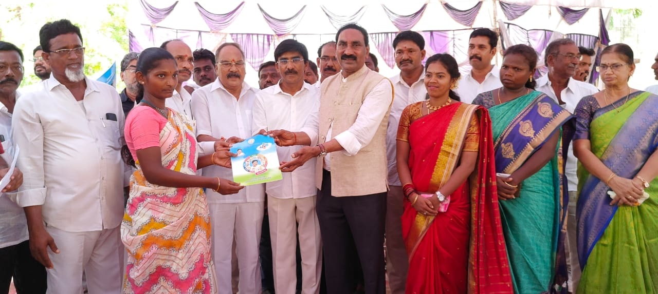 పేదల అభివృద్ధే సిఎం లక్ష్యం