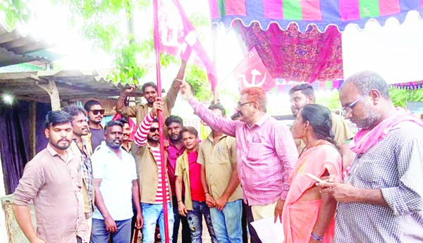 ఆటో కార్మికులు ఐకమత్యంగా ఉండాలి