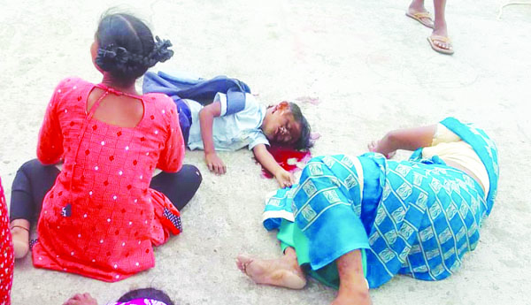 బాలుడిని కబళించిన ఆటో