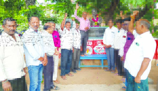 ఆంగ్లేయుల గుండెల్లో సింహస్వప్నం ఆజాద్‌