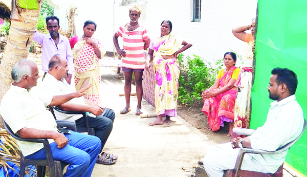 ప్రభుత్వం చొరవ చూపాలి