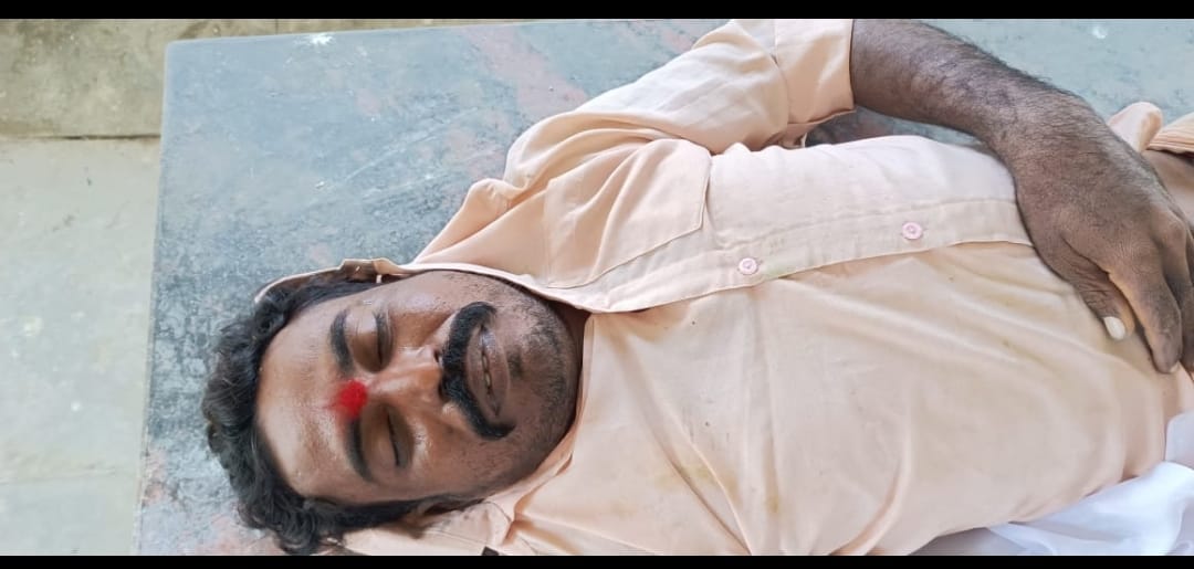 ఆత్మహత్య చేసుకున్న రైతు బాలు(46)