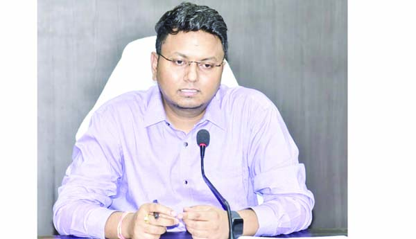 నిబంధనలకు అనుగుణంగా ఓటరు జాబితా : కలెక్టర్‌