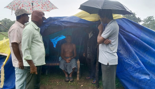 cpm-visit-alluri-floods-effeced-areas