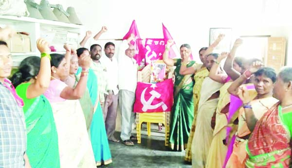 పేదల ఆశాజ్యోతి జ్యోతిబసు