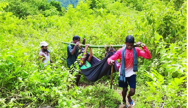 ఆసుపత్రికి తరలించేదుకు అవస్థలు