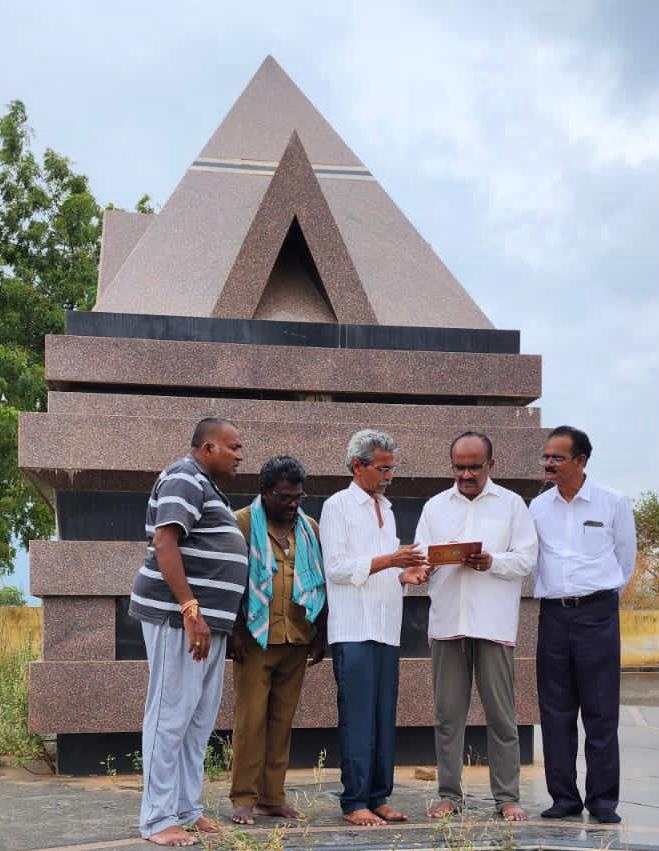 కన్నెగంటి హనుమంతు చరిత్రను పాఠ్యాంశంలో చేర్చాలి