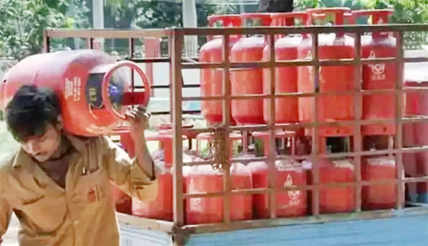 Commercial-gas-price-hiked-again