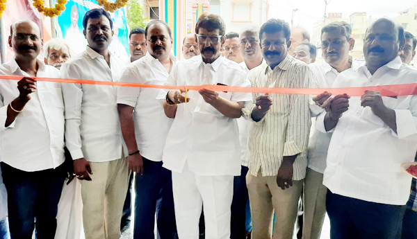 Gokul-Vihar-Hotel-was-opene