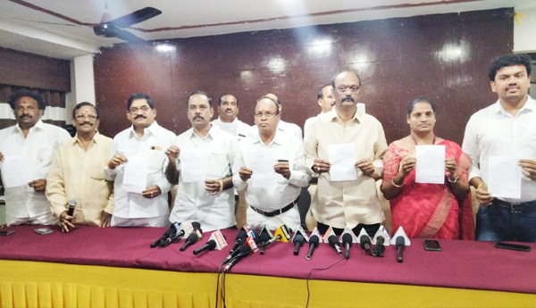 ikya-kapu-meeting-in-kakinada