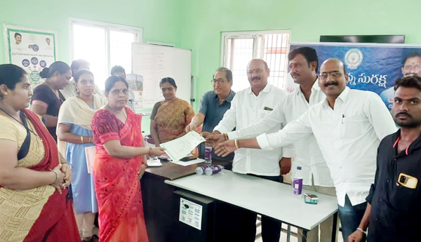 jagananna-suraksha-in-mantralayam