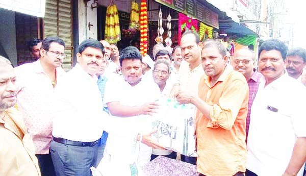 సబ్సిడీ ధరకు బియ్యం, కందిపప్పు