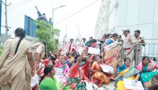 Tension-at-the-Womens-Commission-office