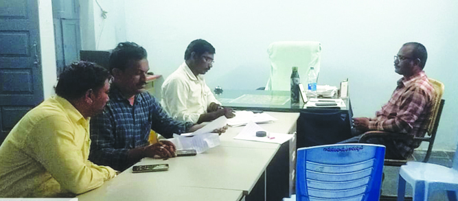 ఉపాధి హామీ పనులకు వేతనాలు అందట్లేదు