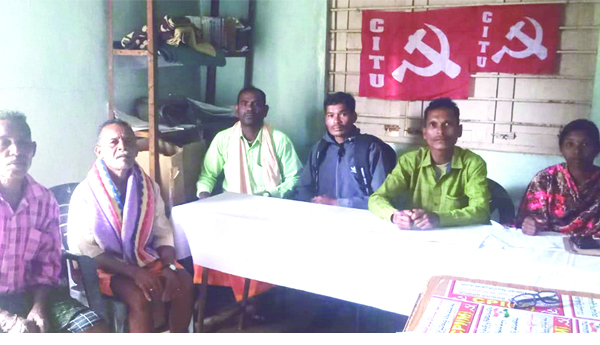 31న చలో కలెక్టరేట్‌న జయప్రదం చేయాలి