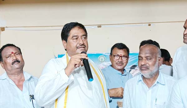 స్క్రిప్ట్‌ బాబుది.. యాక్షన్‌ పవన్‌ది