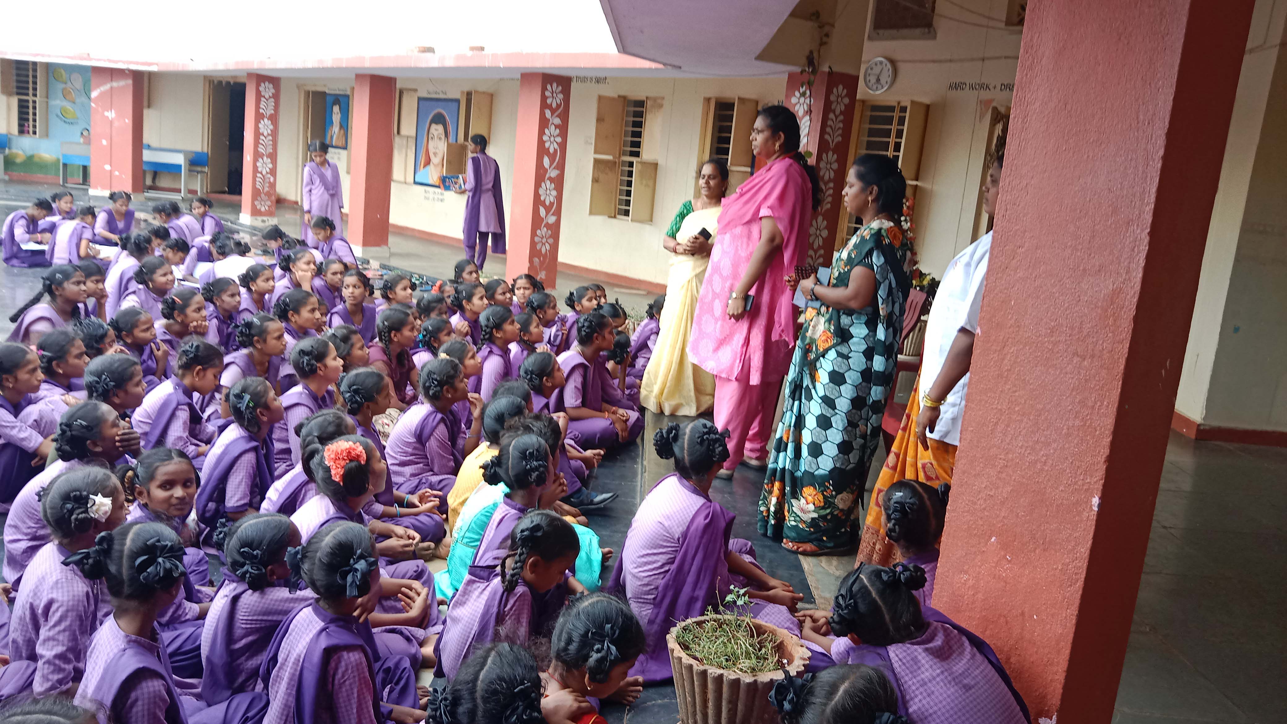 విద్యార్థులకు వైద్య పరీక్షలు