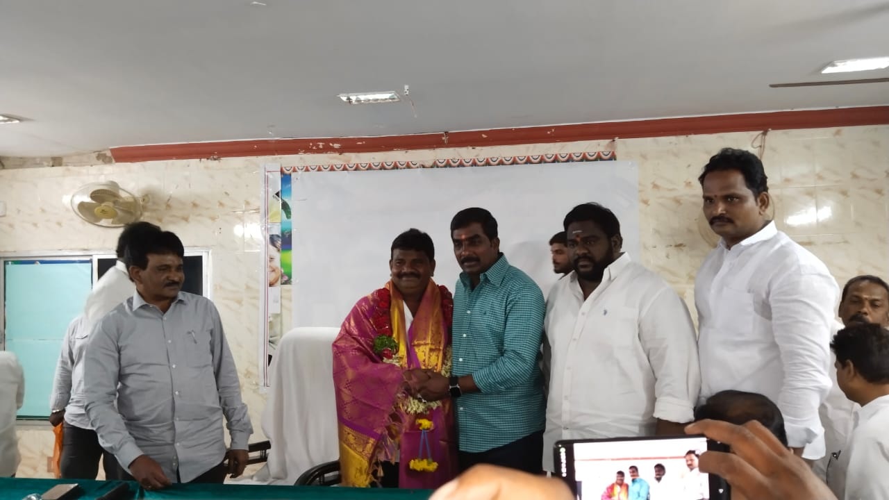 మాచర్ల మున్సిపల్‌ వైస్‌చైర్మన్‌గా ఏసోబు ఏకగ్రీవం