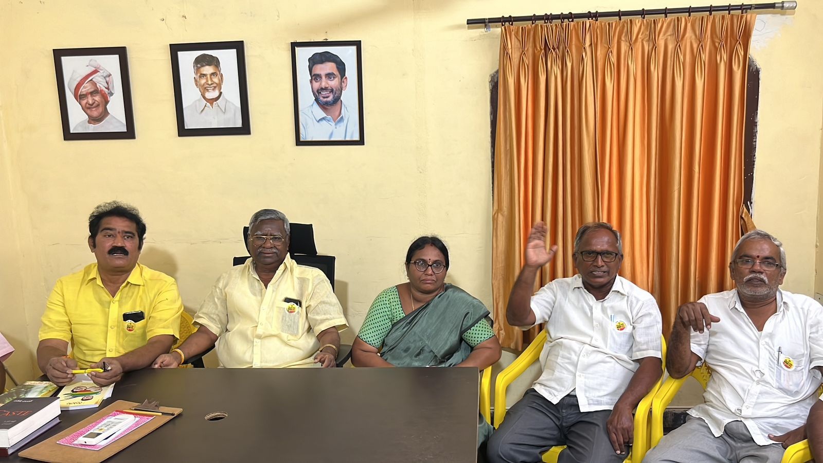 100 మందిలో 10 మందికే నేతన్న నేస్తం