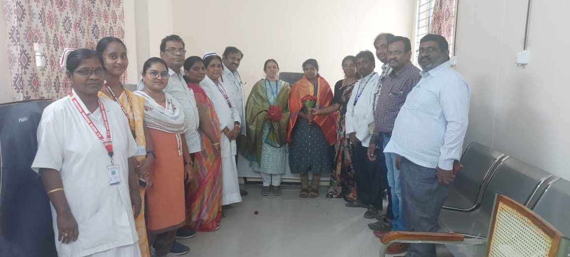 జిల్లా ఆస్పత్రిలో కేరళ వైద్య బృందం పరిశీలన