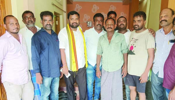 ఓటర్ల నమోదులో జాగ్రత్తగా ఉండాలి : పైలా