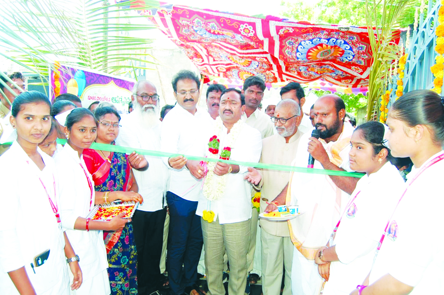 వృత్తి విద్యా కోర్సులతో ఉజ్వల భవిష్యత్‌