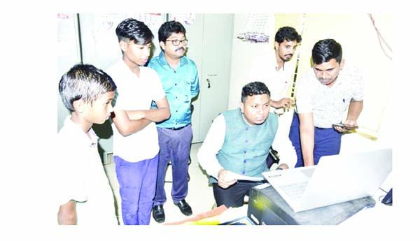 చదువుకు పిల్లలు దూరం కాకూడదు : కలెక్టర్‌