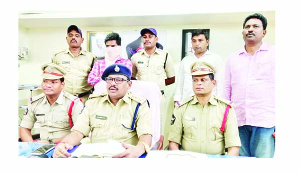 దొంగ దొరికాడు