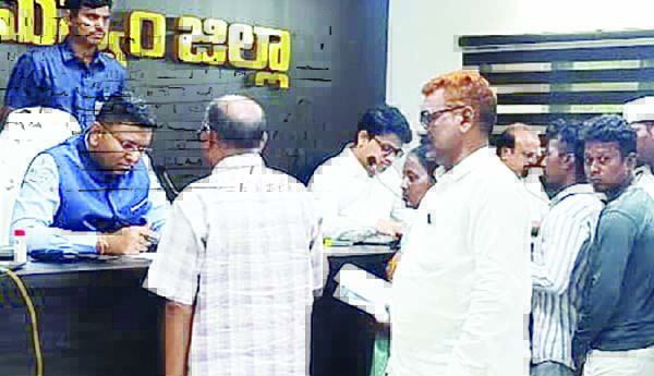 వినతులకు సత్వర పరిష్కారం