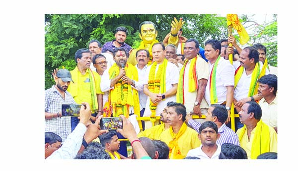 పార్టీ బలోపేతానికి నిర్విరామ కృషి