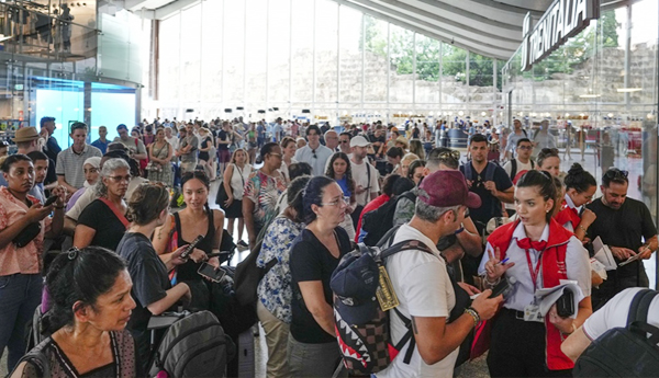 rail-strike-brings-italy-standstill