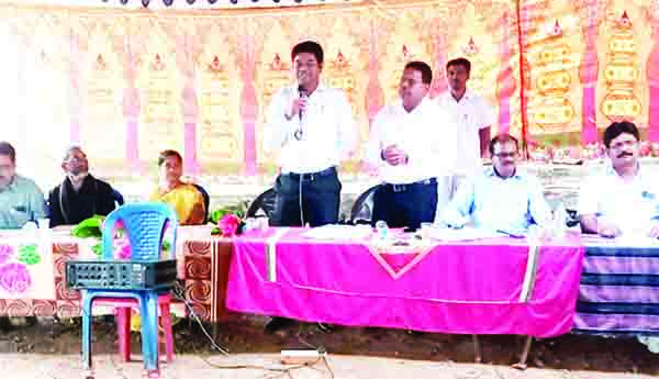 కేంద్రం దృష్టికి కొండరెడ్డిల సమస్యలు