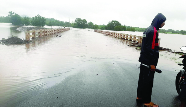  ప్రమాద స్థాయిలో గోదావరి వరద ఉధృతి