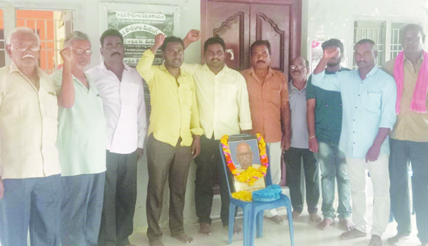 కొరటాల సత్యనారాయణకు నివాళి