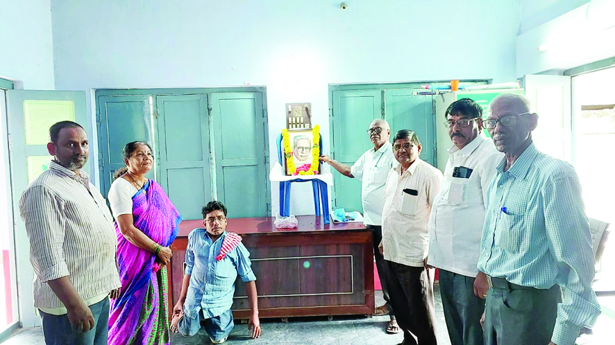 వివక్షపై అక్షర యుద్ధం చేసిన కవి జాషువా