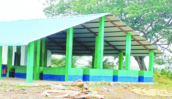 అలంకారప్రాయంగా చెత్త సంపద కేంద్రం