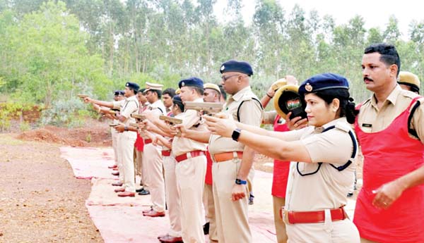 గురి లక్ష్యం వైపు ఉండాలి