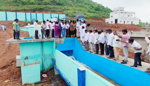 త్వరలో ఉద్దానం తాగునీటి ప్రాజెక్టు ప్రారంభం