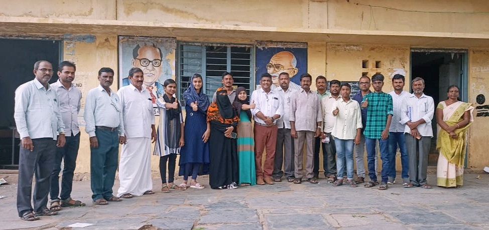 ఏడుగురు విద్యార్థులకు ట్రిపుల్‌ ఐటీ సీట్లు