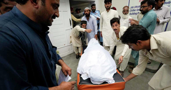 wall-collapses-near-an-under-construction-bridge-in-pakistan