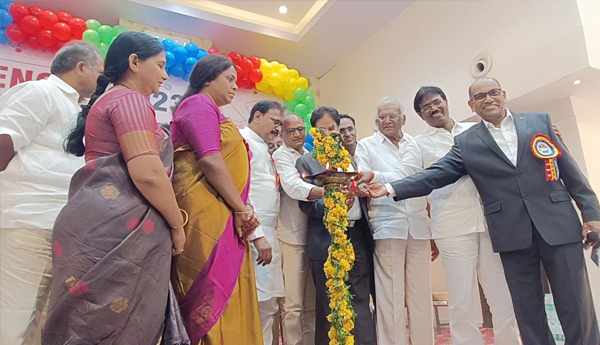 world-weavers-organization-association-meeting