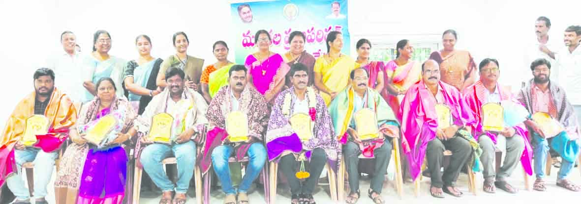 మండలాభివృద్ధికి కృషి